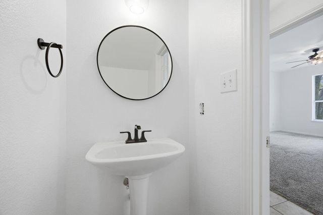 4301 Hoffman DR, Austin, TX 78749