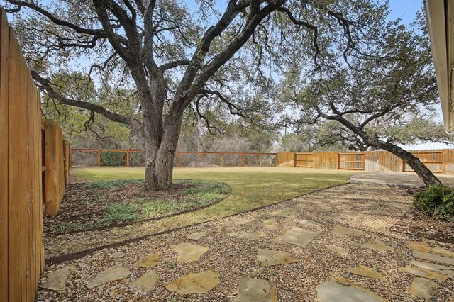 4301 Hoffman DR, Austin, TX 78749