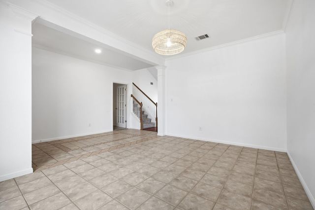 4301 Hoffman DR, Austin, TX 78749