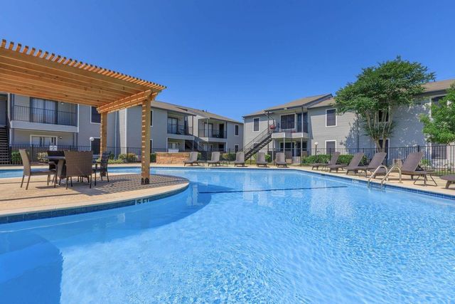 420 Garland Drive 608, Lake Jackson, TX 77566