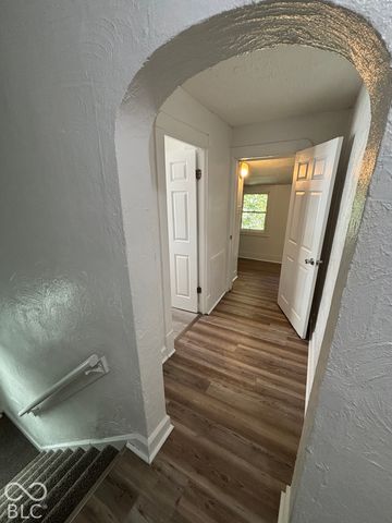 337 Wallace Avenue, Indianapolis, IN 46201