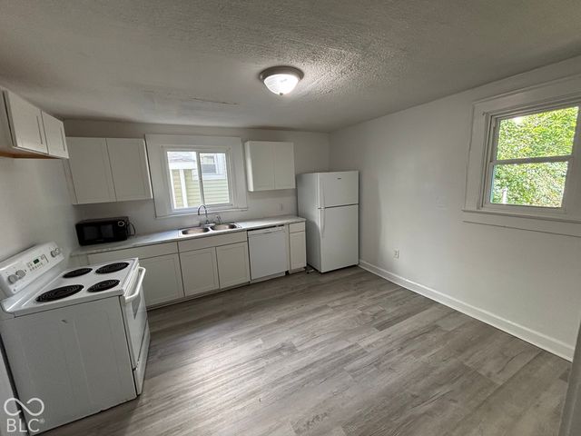 337 Wallace Avenue, Indianapolis, IN 46201