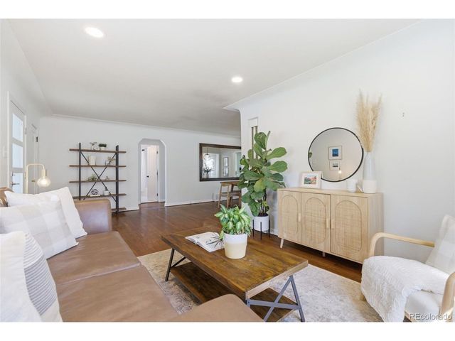 2740 S Franklin St, Denver, CO 80210