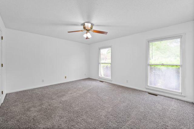 264 Cheshire Rd, Clarksville, TN 37043