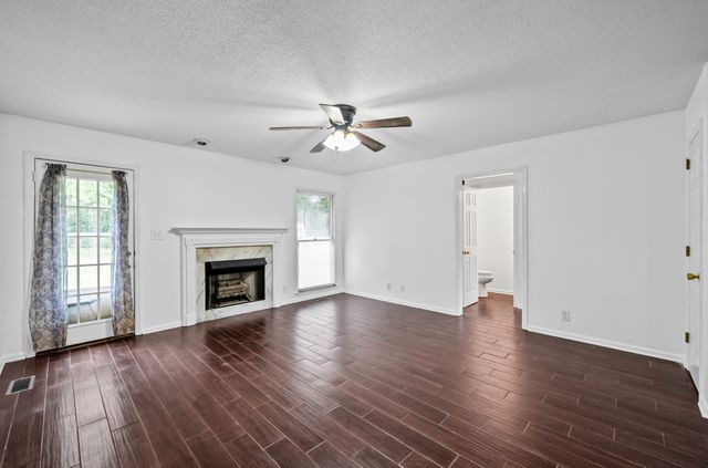 264 Cheshire Rd, Clarksville, TN 37043