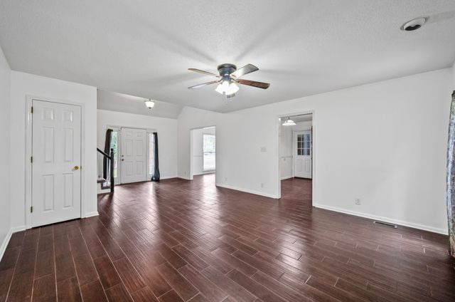 264 Cheshire Rd, Clarksville, TN 37043