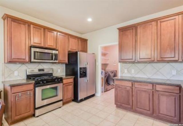 1115 Pinnacle Fls, San Antonio, TX 78260