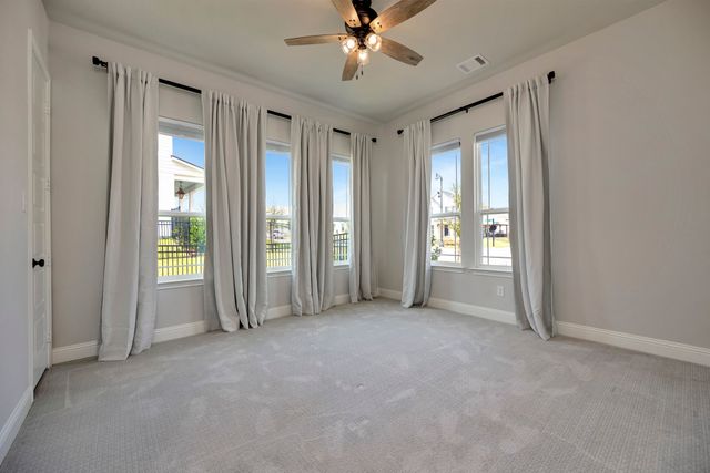 14325 Walsh Avenue, Fort Worth, TX 76008