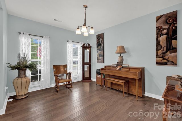 11216 Vanguard Parkway 395, Huntersville, NC 28078