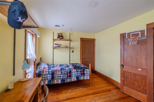 54 Chapel Street, Seneca Falls, NY 13148