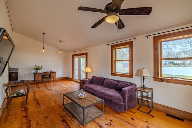 54 Chapel Street, Seneca Falls, NY 13148