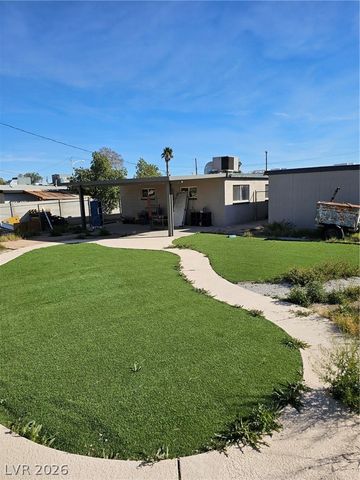 1074 King Richard Avenue, Las Vegas, NV 89119