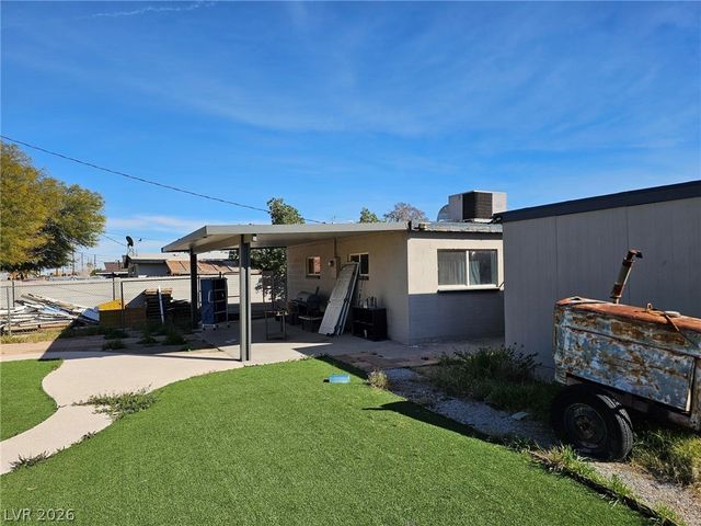 1074 King Richard Avenue, Las Vegas, NV 89119