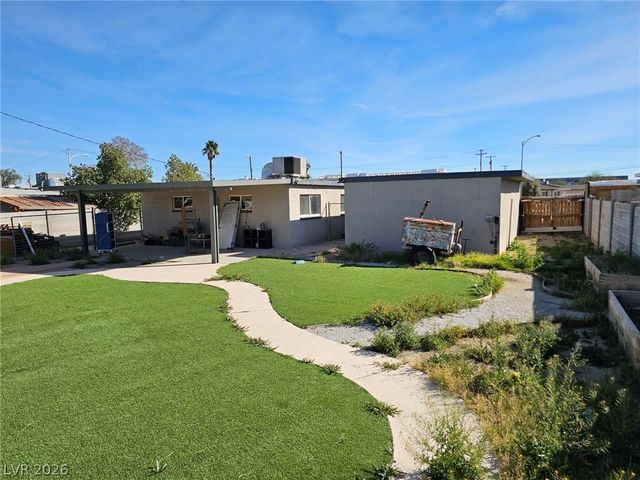 1074 King Richard Avenue, Las Vegas, NV 89119