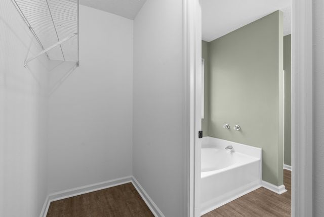 719 Judge Mason Way, La Vergne, TN 37086