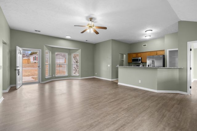 719 Judge Mason Way, La Vergne, TN 37086