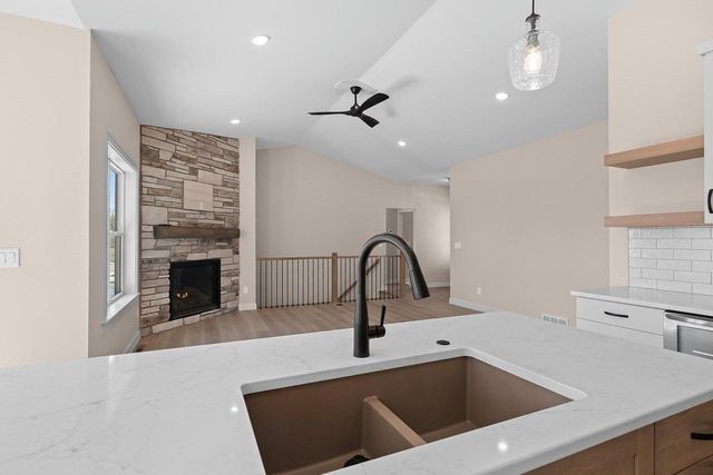 1680 TREFOIL TRAIL, Green Bay, WI 54313