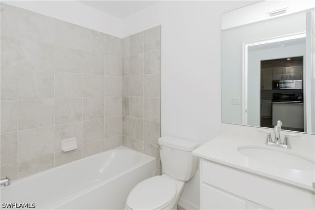 5454 Double Eagle CIR 3325, Ave Maria, FL 34142