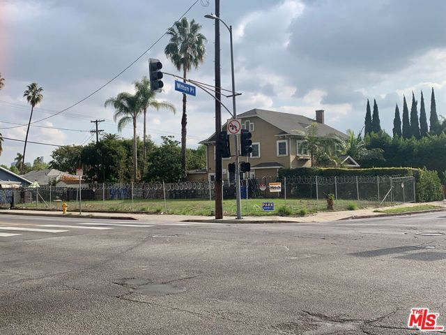 250 N Wilton Place, Los Angeles, CA 90004