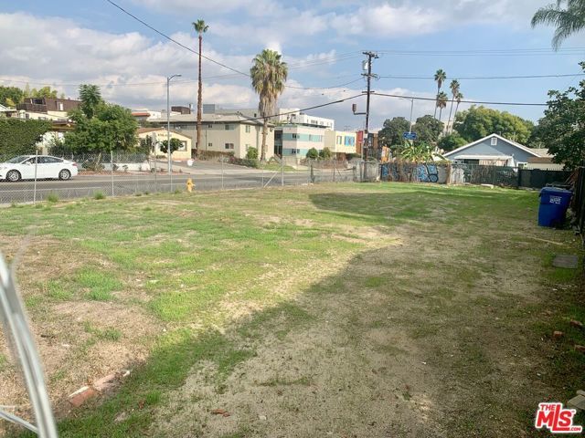 250 N Wilton Place, Los Angeles, CA 90004