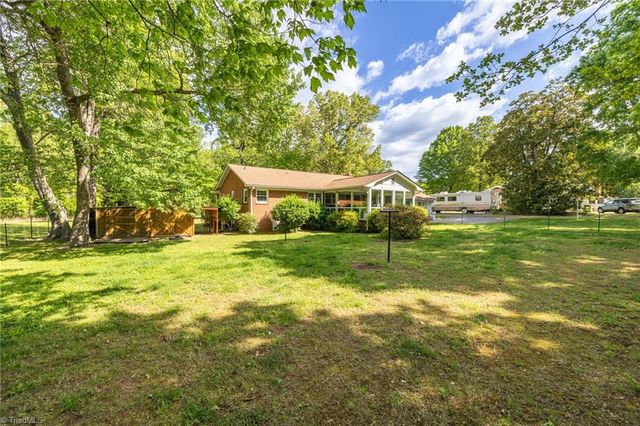 550 Stadium Drive, Eden, NC 27288
