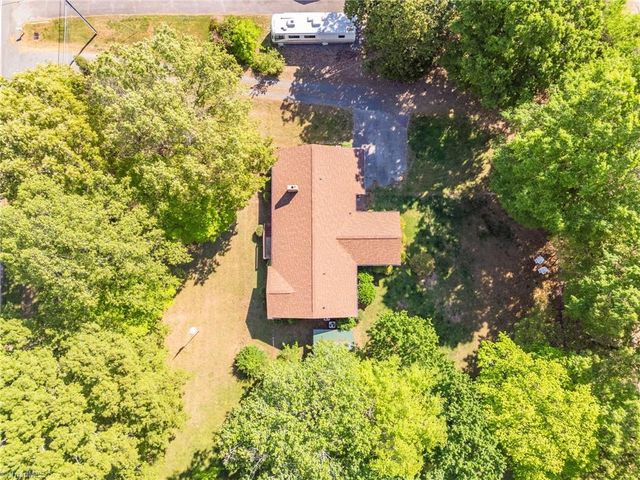 550 Stadium Drive, Eden, NC 27288