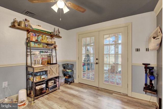 16 SEDGWICK DR, East Berlin, PA 17316