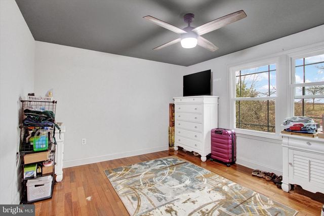 16 SEDGWICK DR, East Berlin, PA 17316