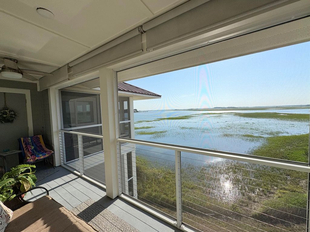 Image 4 of property listing at 115 Mariners Cay Drive, Folly Beach, SC 29439