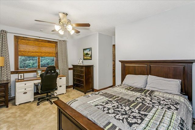 1302 E Bluestem Ct, Andover, KS 67002