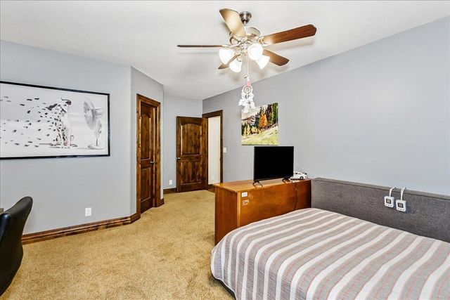 1302 E Bluestem Ct, Andover, KS 67002