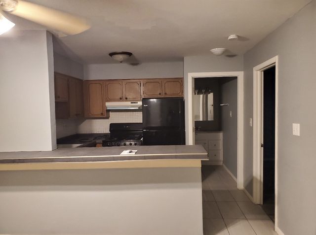 550 Michigan City Road 1C, Calumet City, IL 60409