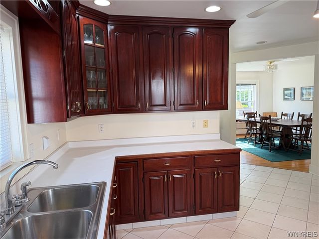 559 Willow St, Lockport City, NY 14094