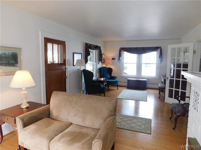 559 Willow St, Lockport City, NY 14094