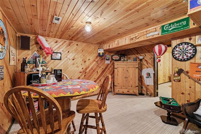 717 Shipman Mountain Court, Windsor, CO 80550