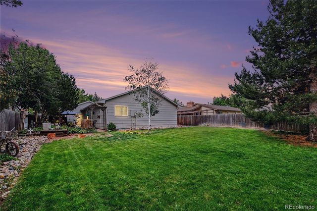 717 Shipman Mountain Court, Windsor, CO 80550