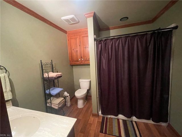 101 Crescent DR, Franklin, VA 23851