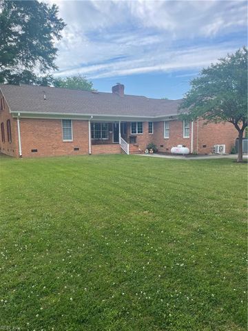 101 Crescent DR, Franklin, VA 23851
