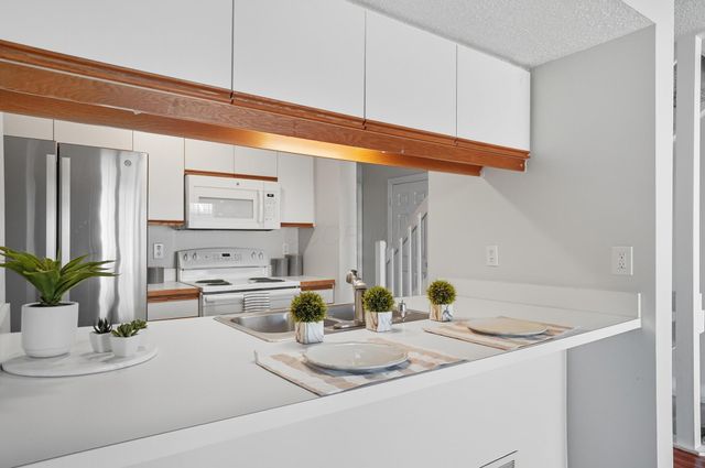 5589 Valencia Park Boulevard, 11A, Hilliard, OH 43026