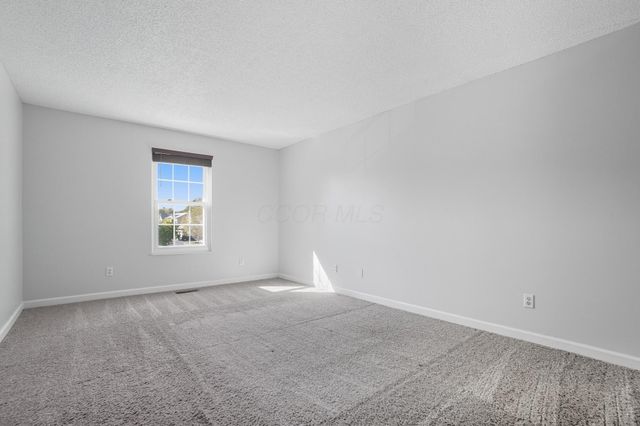 5589 Valencia Park Boulevard, 11A, Hilliard, OH 43026