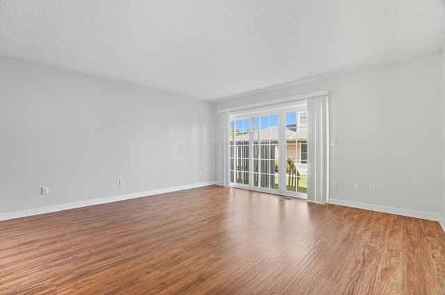 5589 Valencia Park Boulevard, 11A, Hilliard, OH 43026