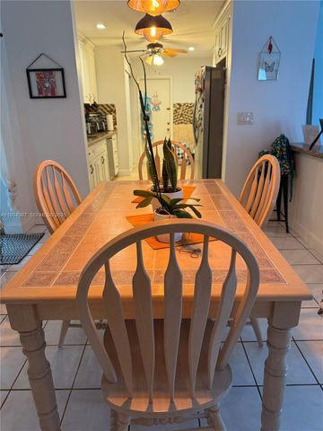 6270 SW 8th Pl, North Lauderdale, FL 33068