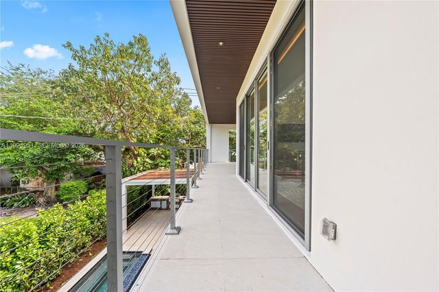 4125 NW 5th Ave, Miami, FL 33127
