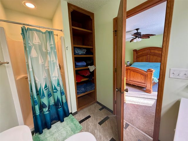 4506 Palm Avenue, Des Moines, IA 50310