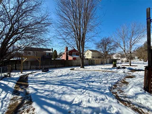 4506 Palm Avenue, Des Moines, IA 50310