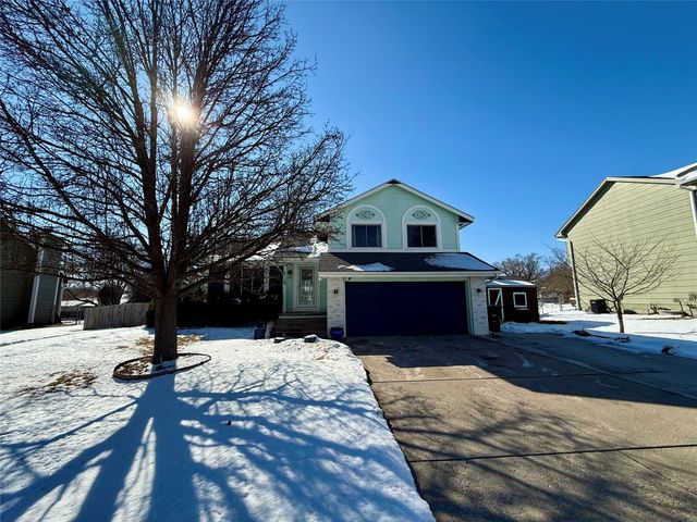 4506 Palm Avenue, Des Moines, IA 50310