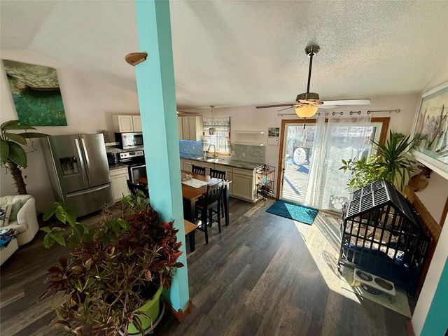 4506 Palm Avenue, Des Moines, IA 50310