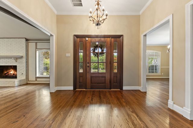 7622 Windmill Lane, Garland, TX 75044