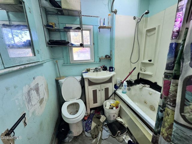 1730 Watt Street, Schenectady, NY 12304