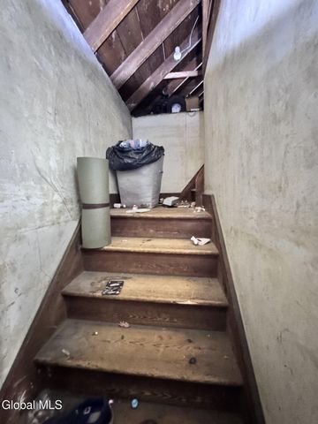 1730 Watt Street, Schenectady, NY 12304